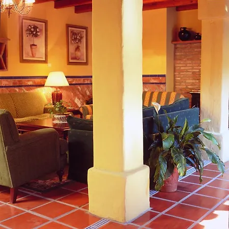Country house Cortijo La Reina *